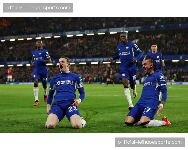 切尔西防线残阵重组失败 三中卫体系被阿森纳角球战术击穿